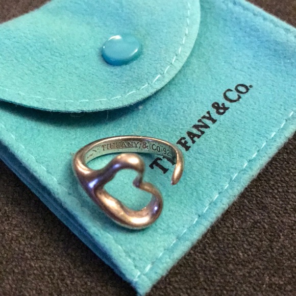 Tiffany’s open heart ring - Picture 4 of 5
